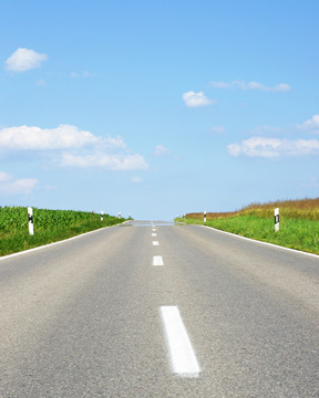 通往地平線的道路 - 街道到地平線