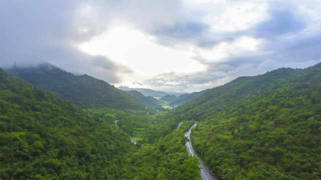 山區(qū)道路