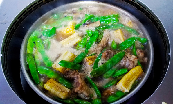 鐵鍋燉豆角