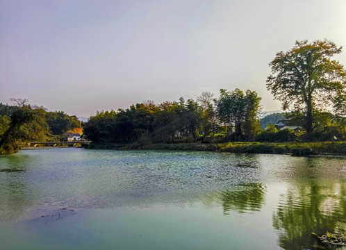 鴻凌河源頭