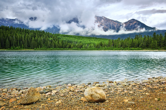 山
