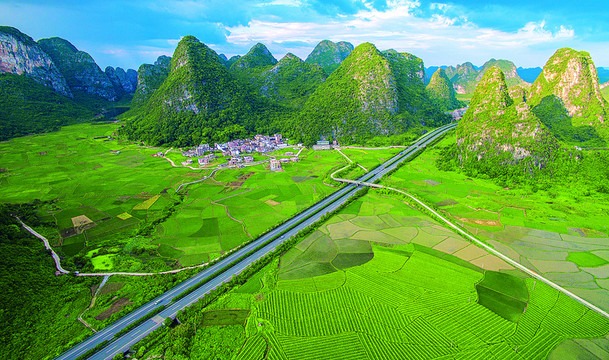山高速公路