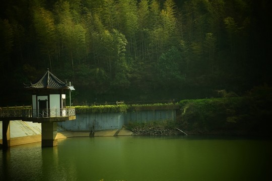水庫(kù)