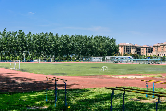 大學操場