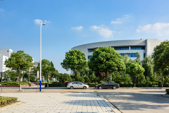 大學(xué)圖書館