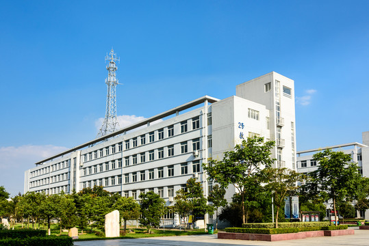 大學(xué)建筑景觀