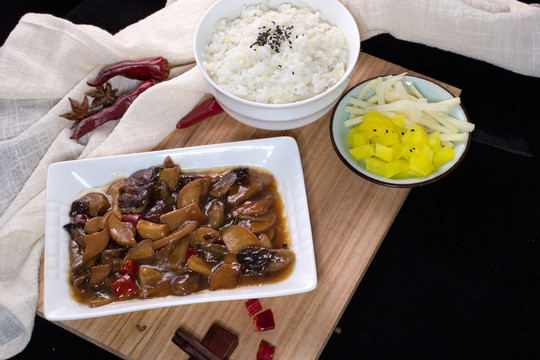 菌菇飯 蘑菇 美食 飯 健康