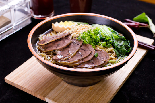 面 牛肉面 美食 面條 拉面