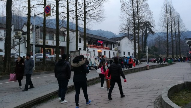 九華山腳下的古代民房
