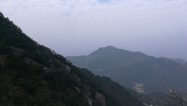綿延不絕的山脈