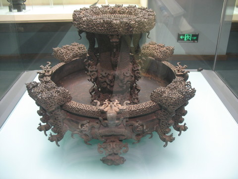 青銅尊