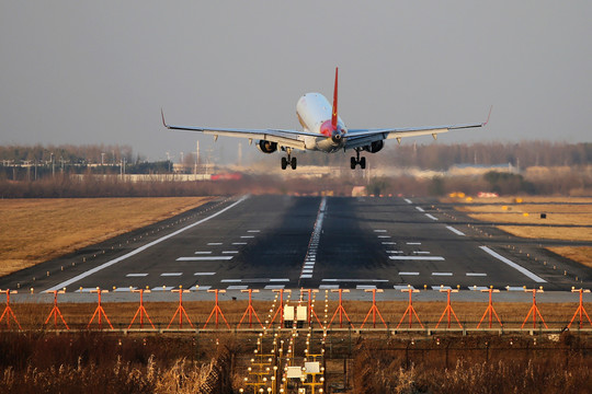 北部灣航空 飛機(jī) 降落
