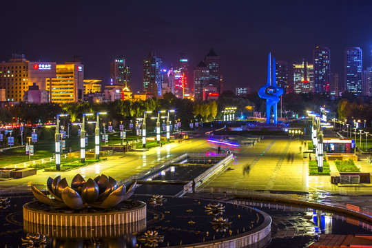 泉城廣場(chǎng)夜色美