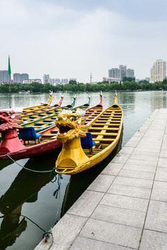 莫愁湖公園龍舟