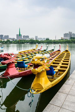 莫愁湖公園龍舟