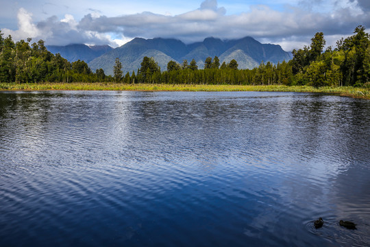 馬瑟森湖