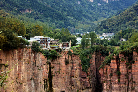郭亮村掛壁公路