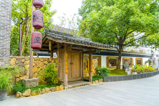 中式宅院大門(mén)
