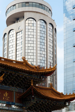 現(xiàn)代的