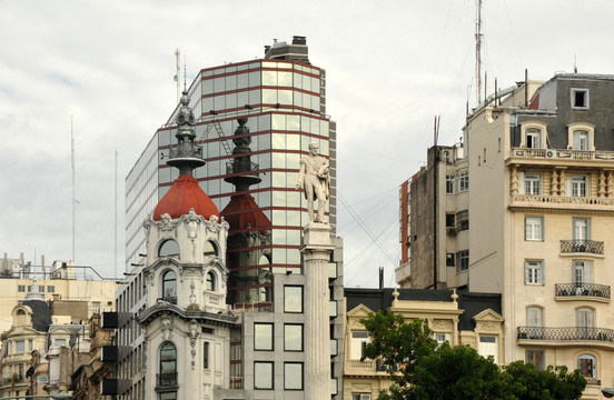 廣場(chǎng)lavalle
