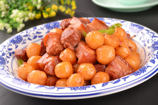 紅燒肉小土豆