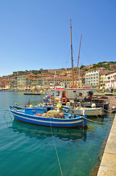 在厄爾巴島的Portoferraio港口