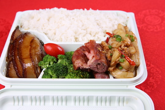 快餐盒飯