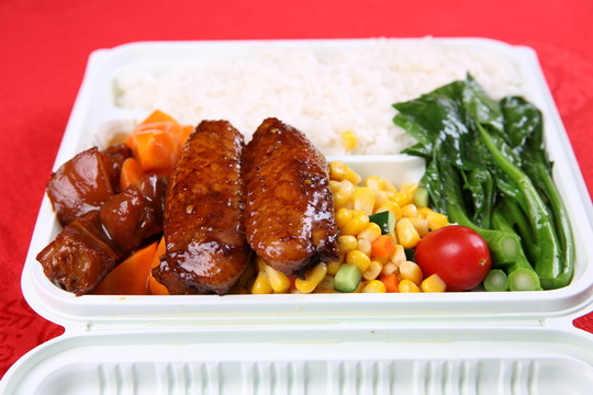 快餐盒飯