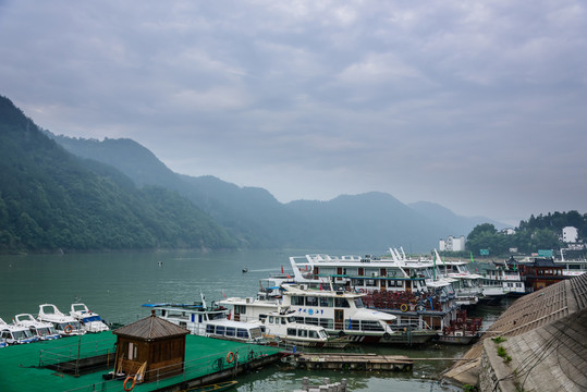 深渡港