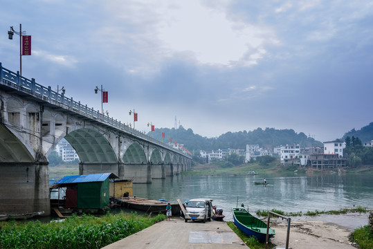 深渡橋
