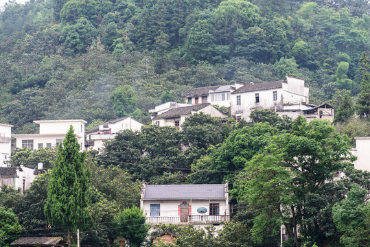 新安江十里畫(huà)廊兩岸民居