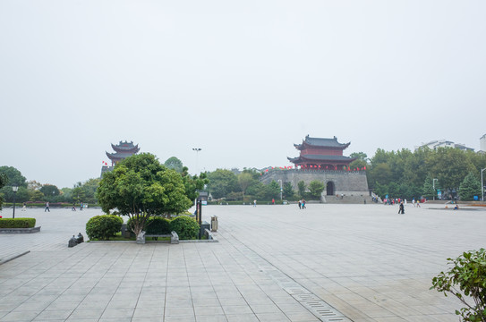巴陵廣場(chǎng)