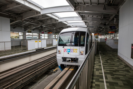 日本單軌列車