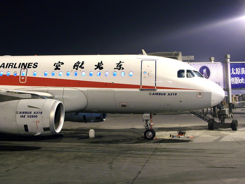東北航空 飛機 夜景
