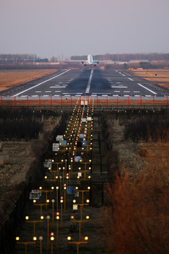 飛機(jī)跑道 飛機(jī)起飛