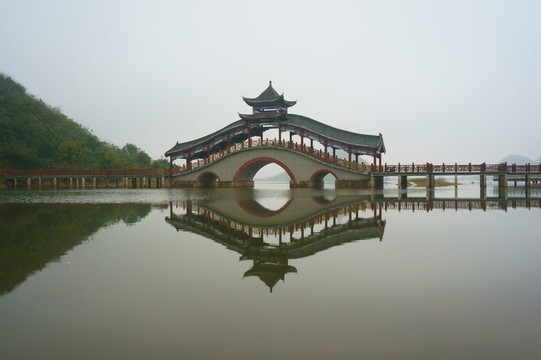 羅城風(fēng)光
