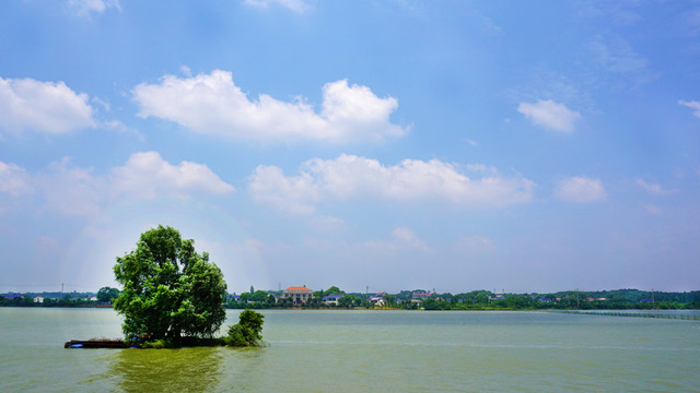千龍湖風(fēng)光
