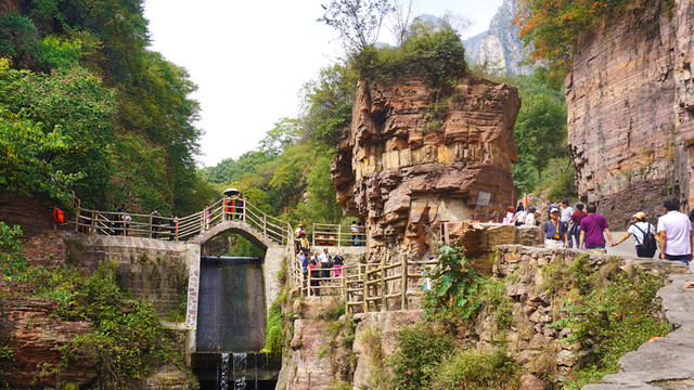 萬(wàn)仙山景區(qū)
