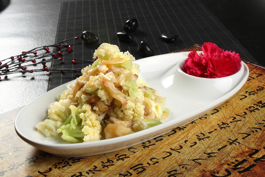 有機(jī)菜花拌蜆子