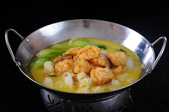 酸湯魚面筋鍋?zhàn)? loading=