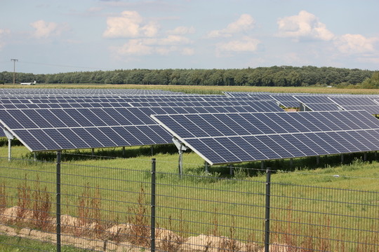 太陽能發(fā)電廠