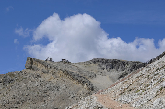 山