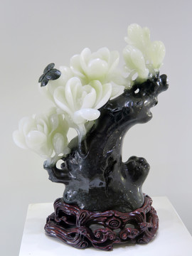 獨山玉雕玉蘭花