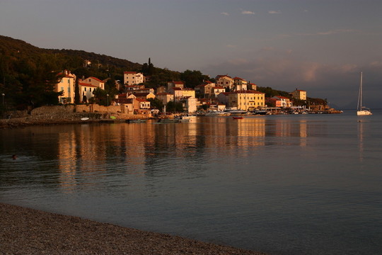 CRES