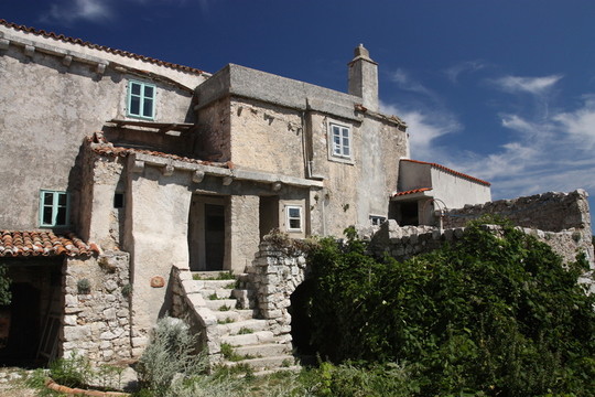 CRES