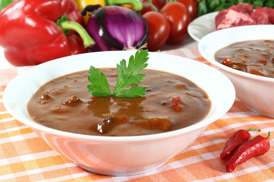 燉牛肉湯