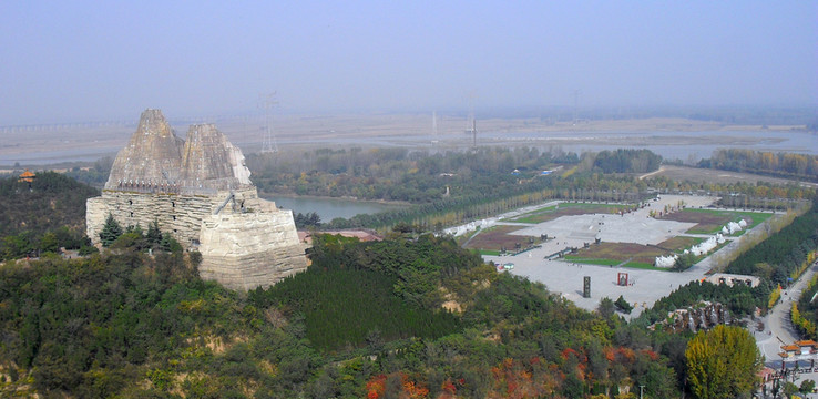 炎黃二帝廣場(chǎng)遠(yuǎn)景