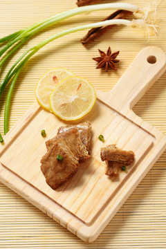 素肉