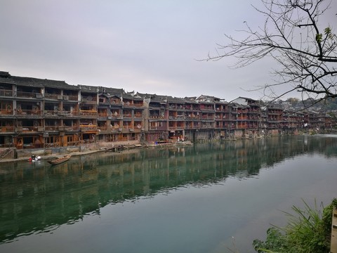 鳳凰古城沱江風(fēng)光