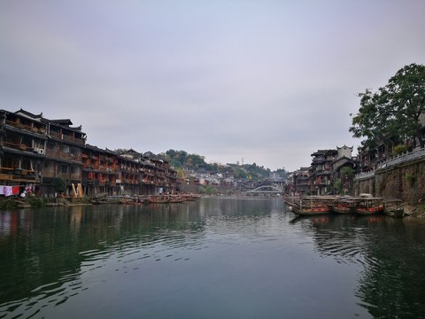 鳳凰古城沱江風(fēng)光
